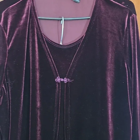 Velvet Burgundy Two-Piece Set GEORGE - Picture 3 of 8